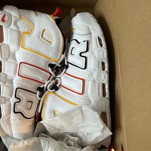 Nike air lights worn great condition